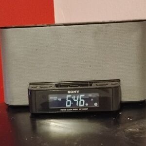Sony Black and Gray Digital Clock Radio